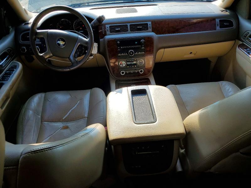 2010 Chevrolet Tahoe მანქანა იყიდება აუქციონზე, vin: 1GNUKCE07AR214106, აუქციონის ნომერი: 59692466