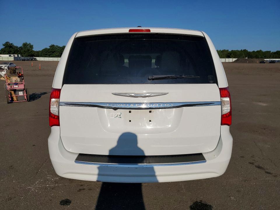 2014 Chrysler Town & Country მანქანა იყიდება აუქციონზე, vin: 2C4RC1BG1ER195960, აუქციონის ნომერი: 62644776