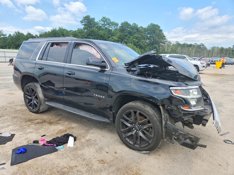 59000886 :رقم المزاد ، 1GNSCBKC1HR125221 vin ، 2017 Chevrolet Tahoe مزاد بيع