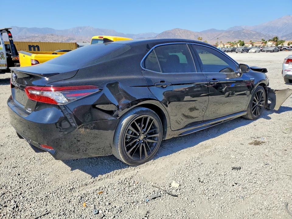 Auction sale of the 2021 Toyota Camry, vin: 4T1K31AK5MU558751, lot number: 59389766