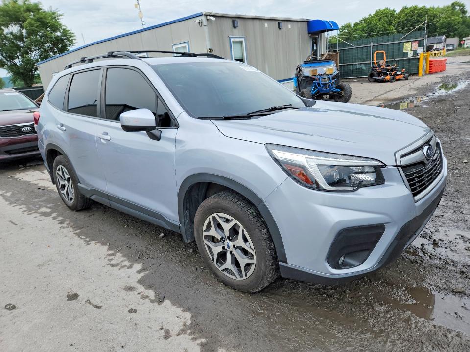Продажа на аукционе авто 2021 Subaru Forester, vin: JF2SKAJC0MH499845, номер лота: 61610456