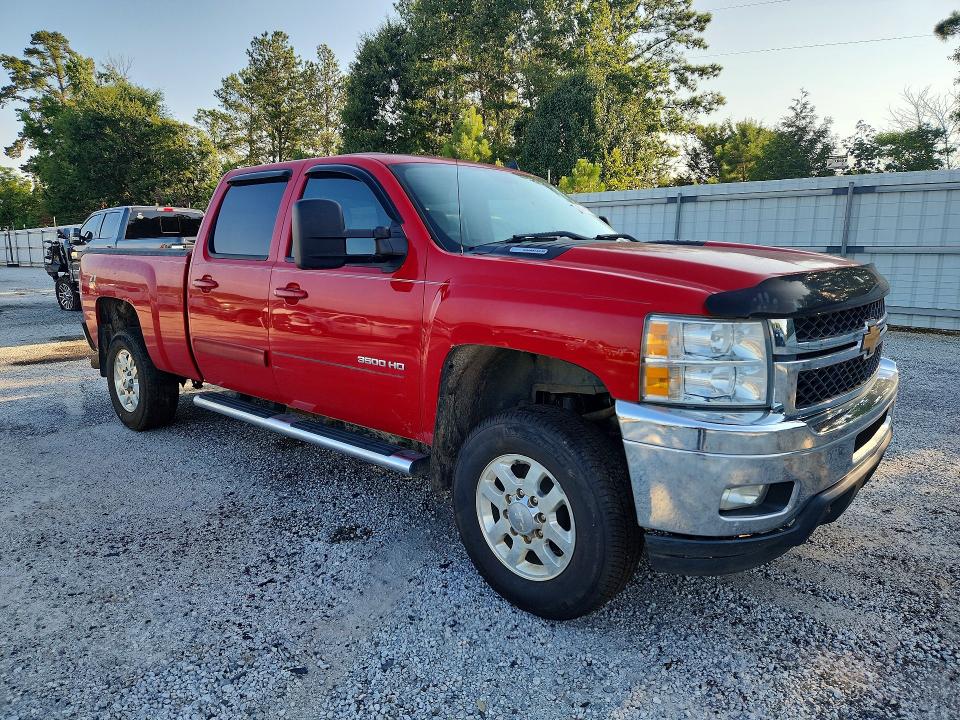 60179736 :رقم المزاد ، 1GC4K1E81DF138097 vin ، 2013 Chevrolet Silverado مزاد بيع