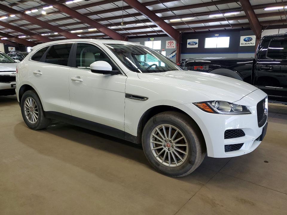 60842426 :رقم المزاد ، SADCS2FXXKA356710 vin ، 2019 Jaguar F-pace مزاد بيع