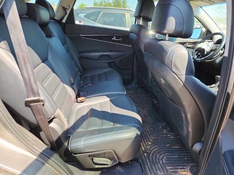 61415556 :رقم المزاد ، 5XYPHDA59HG326250 vin ، 2017 Kia Sorento مزاد بيع