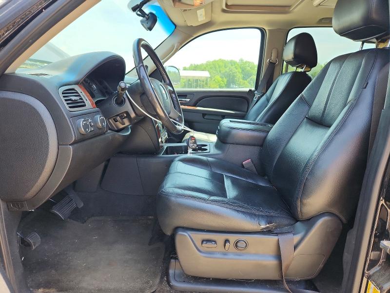 59961006 :رقم المزاد ، 1GNSKJE79CR136665 vin ، 2012 Chevrolet Suburban مزاد بيع