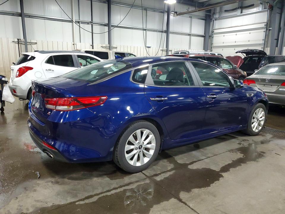 Aukcja sprzedaży 2018 Kia Optima, vin: 5XXGT4L33JG214693, numer aukcji: 61170446