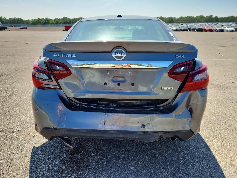 Продаж на аукціоні авто 2018 Nissan Altima, vin: 1N4AL3AP4JC145718, номер лоту: 61564026