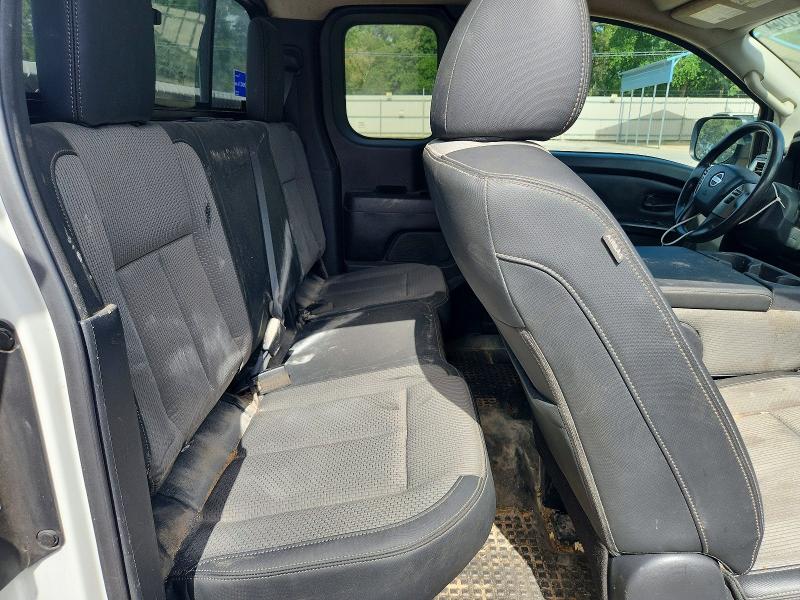60823606 :رقم المزاد ، 1N6AA1CK2KN527240 vin ، 2019 Nissan Titan مزاد بيع