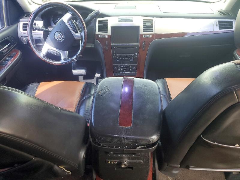 2007 Cadillac Escalade მანქანა იყიდება აუქციონზე, vin: 1GYFK66887R430783, აუქციონის ნომერი: 62582336