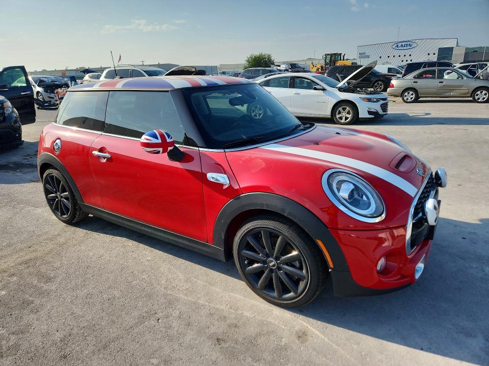 61752046 :رقم المزاد ، WMWXP7C56K2A52153 vin ، 2019 Mini Cooper مزاد بيع