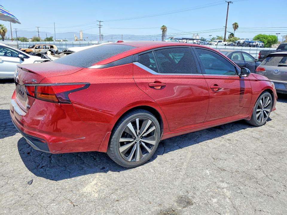 2022 Nissan Altima მანქანა იყიდება აუქციონზე, vin: 1N4BL4CW3NN376571, აუქციონის ნომერი: 62166216