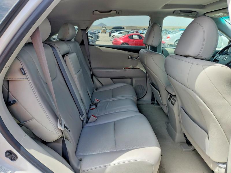 63024636 :رقم المزاد ، 2T2BK1BA3BC100337 vin ، 2011 Lexus Rx مزاد بيع