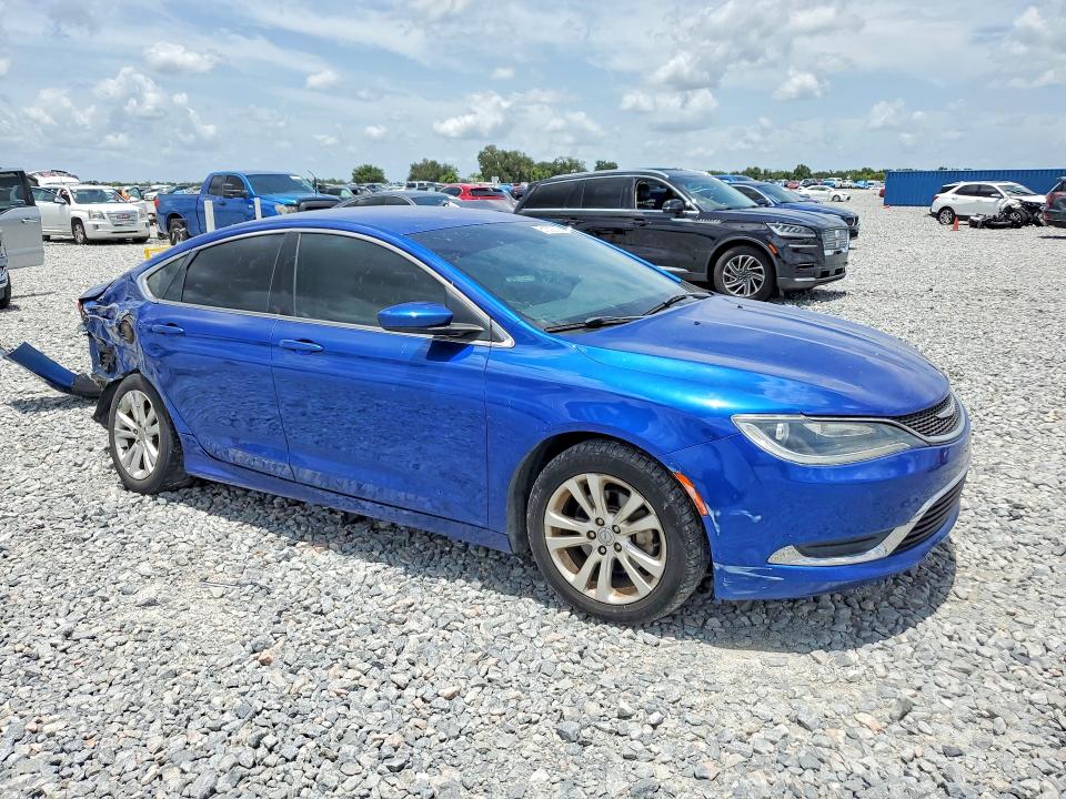 61532336 :رقم المزاد ، 1C3CCCAB6FN668942 vin ، 2015 Chrysler 200 مزاد بيع