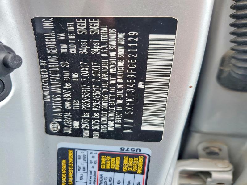 2015 Kia Sorento მანქანა იყიდება აუქციონზე, vin: 5XYKT3A69FG621129, აუქციონის ნომერი: 60783356
