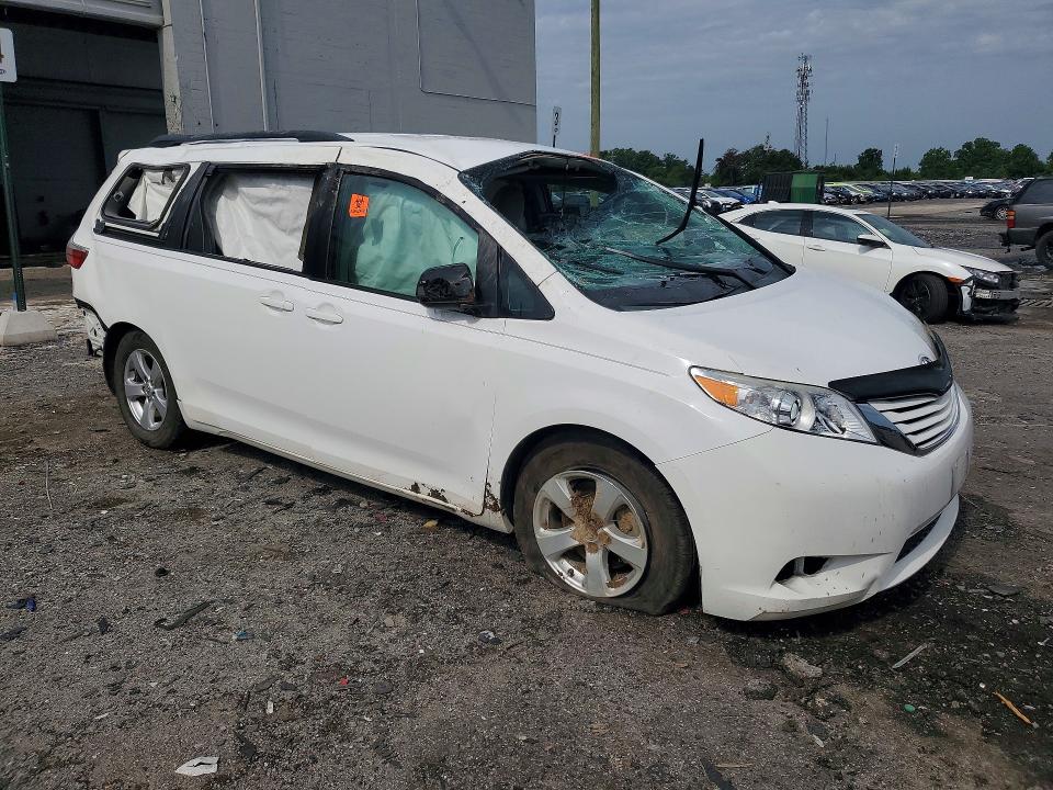 Продажа на аукционе авто 2015 Toyota Sienna, vin: 5TDKK3DC6FS665418, номер лота: 62200436