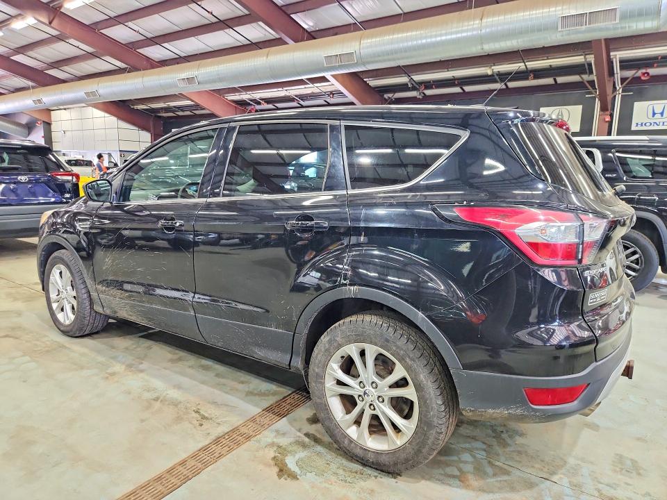 60478826 :رقم المزاد ، 1FMCU9G91HUC53189 vin ، 2017 Ford Escape مزاد بيع