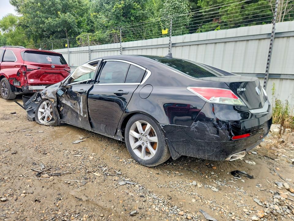 Auction sale of the 2012 Acura Tl, vin: 19UUA8F24CA039017, lot number: 60427856