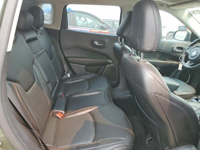 60939026 :رقم المزاد ، 3C4NJDCB2KT827821 vin ، 2019 Jeep Compass مزاد بيع