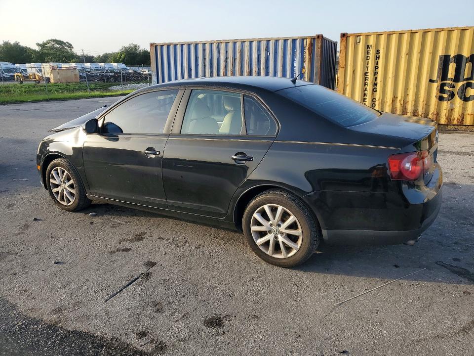 60440966 :رقم المزاد ، 3VWRX7AJ8AM157662 vin ، 2010 Volkswagen Jetta مزاد بيع
