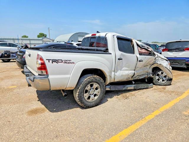 58841746 :رقم المزاد ، 3TMLU4EN2FM203345 vin ، 2015 Toyota Tacoma مزاد بيع