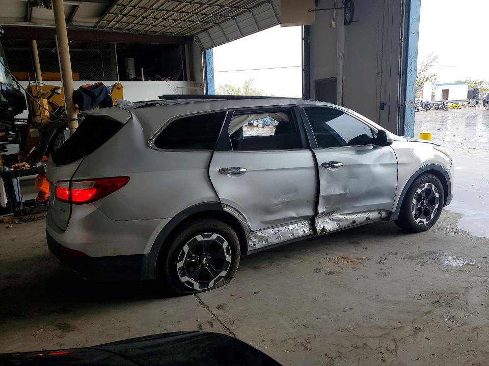 2015 Hyundai Santa Fe მანქანა იყიდება აუქციონზე, vin: KM8SMDHF7FU097367, აუქციონის ნომერი: 62060626