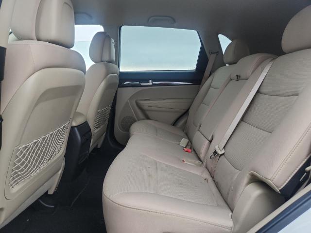 61192596 :رقم المزاد ، 5XYKT3A62FG551506 vin ، 2015 Kia Sorento مزاد بيع