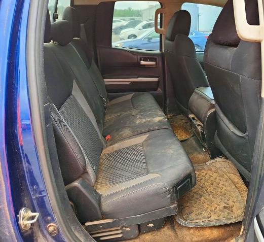60081046 :رقم المزاد ، 5TFRM5F16FX088626 vin ، 2015 Toyota Tundra مزاد بيع