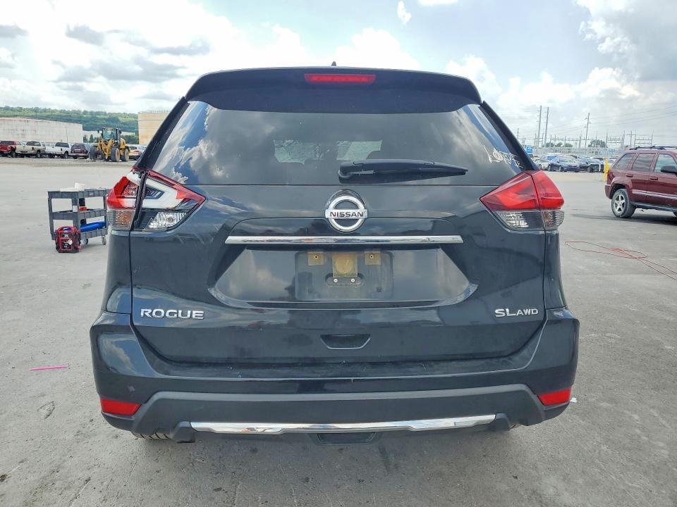 Продажа на аукционе авто 2018 Nissan Rogue, vin: JN8AT2MV8JW318495, номер лота: 59946506