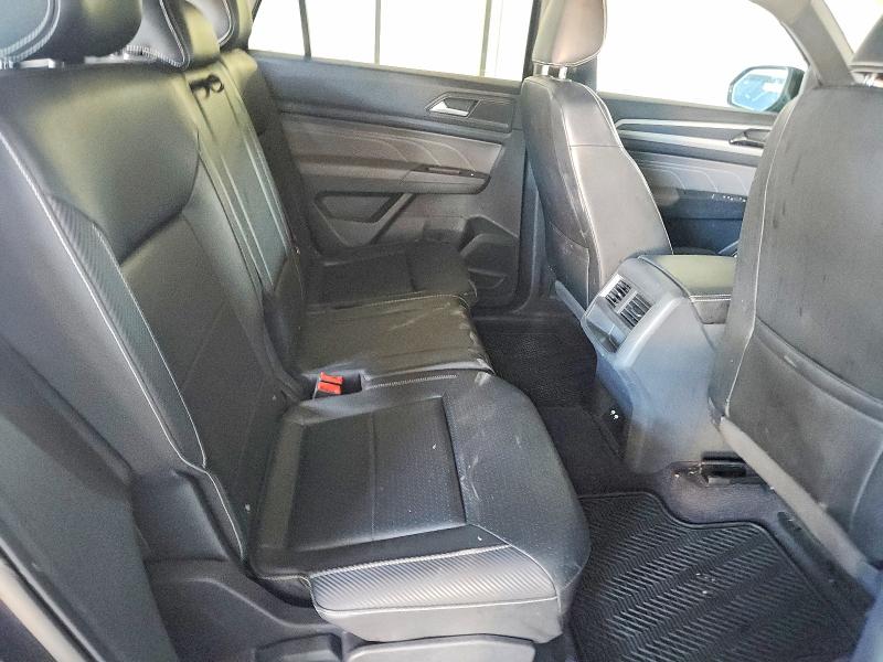 59706996 :رقم المزاد ، 1V2RE2CA8MC224659 vin ، 2021 Volkswagen Atlas Cross Sport مزاد بيع