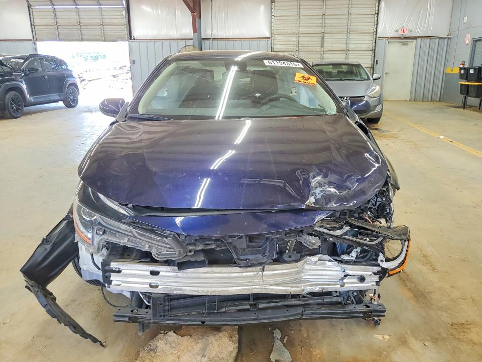 Продаж на аукціоні авто 2022 Toyota Corolla, vin: JTDEAMDE4NJ058775, номер лоту: 61194316