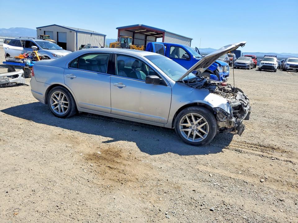 60238706 :رقم المزاد ، 3FAHP0CG0AR243161 vin ، 2010 Ford Fusion مزاد بيع