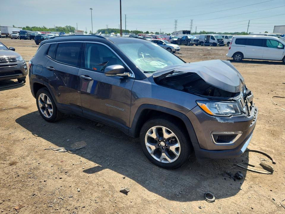 2019 Jeep Compass მანქანა იყიდება აუქციონზე, vin: 3C4NJDCB0KT690698, აუქციონის ნომერი: 60758336