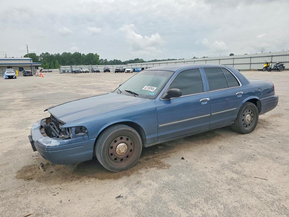 62108946 :رقم المزاد ، 2FABP7BVXAX141558 vin ، 2010 Ford Crown Victoria مزاد بيع