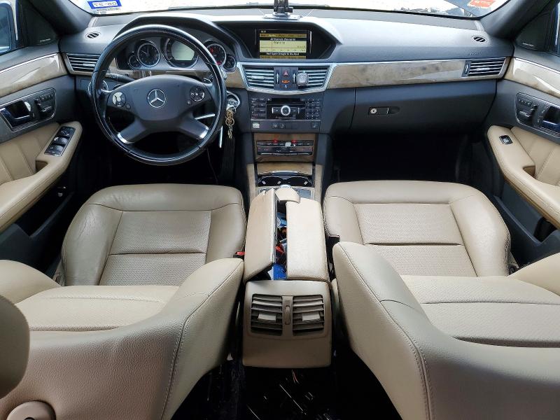 61137436 :رقم المزاد ، WDDHF8HB7AA085801 vin ، 2010 Mercedes-benz E مزاد بيع