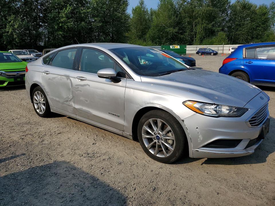 2017 Ford Fusion მანქანა იყიდება აუქციონზე, vin: 3FA6P0LU3HR326994, აუქციონის ნომერი: 60804706