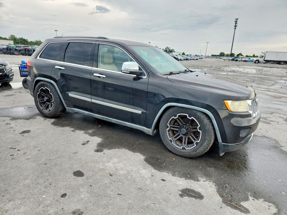 61953546 :رقم المزاد ، 1J4RR6GT7BC606830 vin ، 2011 Jeep Grand Cherokee مزاد بيع