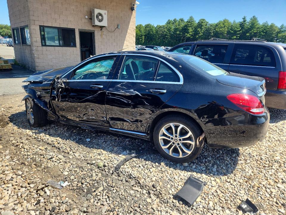 61287916 :رقم المزاد ، 55SWF4KB9JU238929 vin ، 2018 Mercedes-benz C مزاد بيع