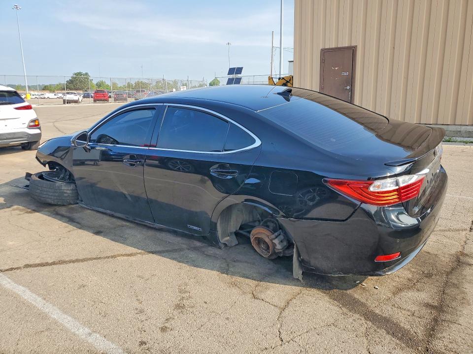 59732276 :رقم المزاد ، JTHBW1GG8D2003995 vin ، 2013 Lexus Es مزاد بيع