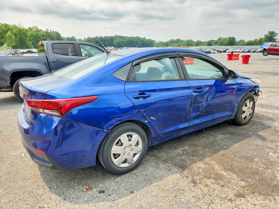 2018 Hyundai Accent მანქანა იყიდება აუქციონზე, vin: 3KPC24A38JE013899, აუქციონის ნომერი: 61434496