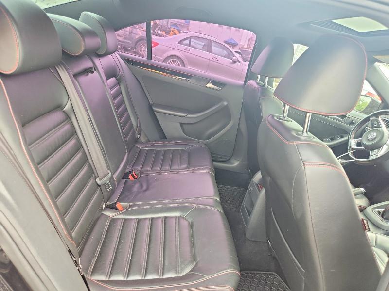 58035796 :رقم المزاد ، 3VW5T7AJ6HM333158 vin ، 2017 Volkswagen Jetta مزاد بيع