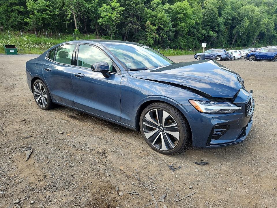 Продажа на аукционе авто 2022 Volvo S60, vin: 7JRL12TZ6NG160772, номер лота: 62027366