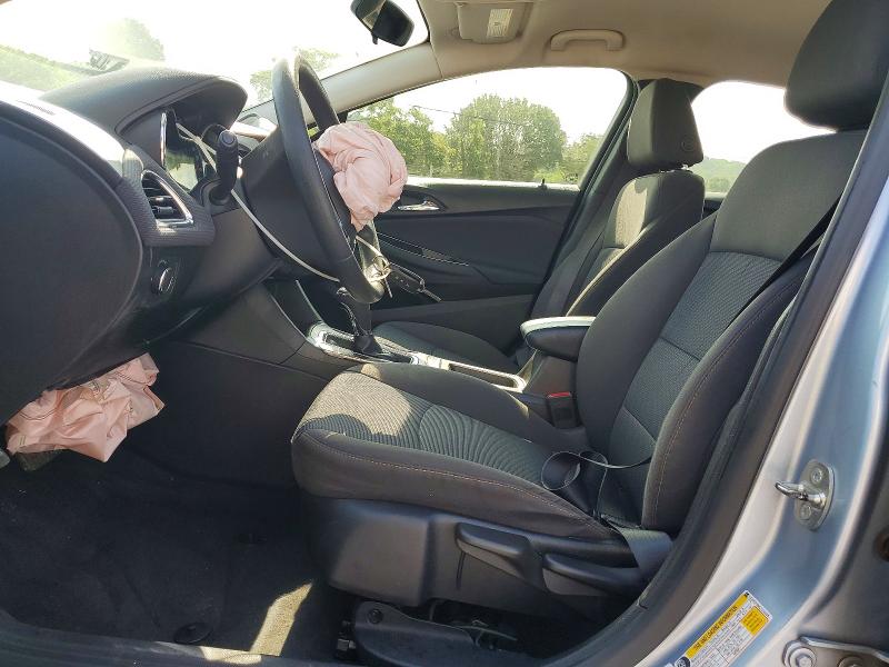 61237386 :رقم المزاد ، 1G1BC5SM6J7216305 vin ، 2018 Chevrolet Cruze مزاد بيع
