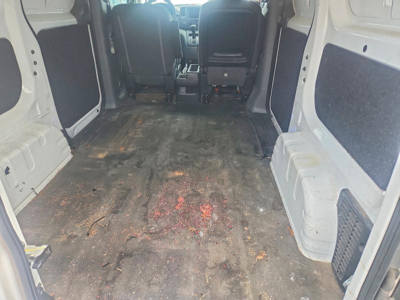 58462016 :رقم المزاد ، 3N6CM0KN8HK700974 vin ، 2017 Nissan Nv200 مزاد بيع