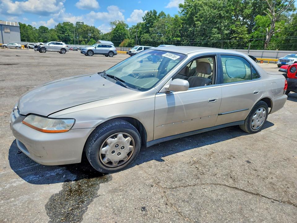 Продажа на аукционе авто 1999 Honda Accord, vin: 1HGCG5647XA084517, номер лота: 60306766