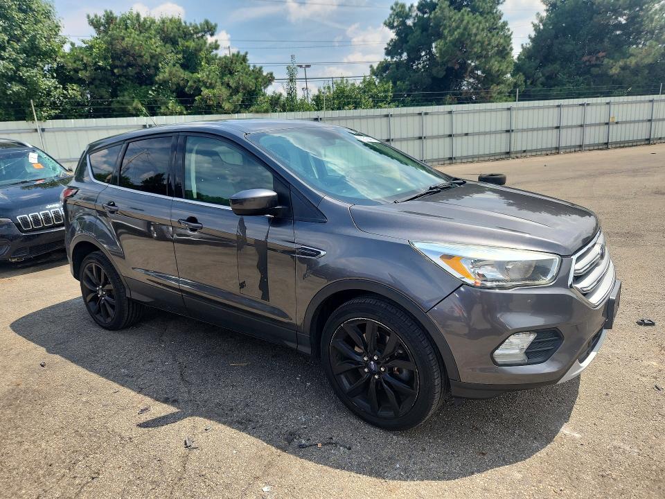 Продаж на аукціоні авто 2017 Ford Escape, vin: 1FMCU9GD7HUC04552, номер лоту: 63515496