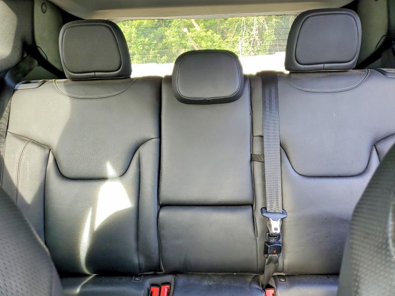 2017 Jeep Renegade მანქანა იყიდება აუქციონზე, vin: ZACCJBDB7HPF47984, აუქციონის ნომერი: 61870296