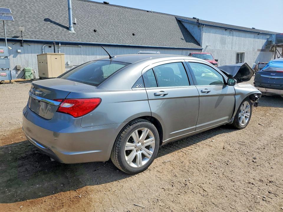 Aukcja sprzedaży 2013 Chrysler 200, vin: 1C3CCBAB2DN640661, numer aukcji: 62943786