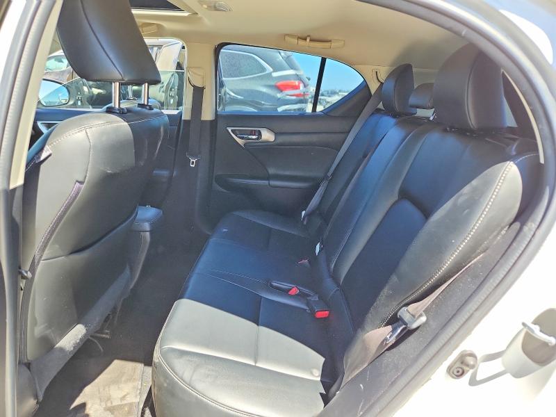 61560076 :رقم المزاد ، JTHKD5BH5G2274403 vin ، 2016 Lexus Ct مزاد بيع