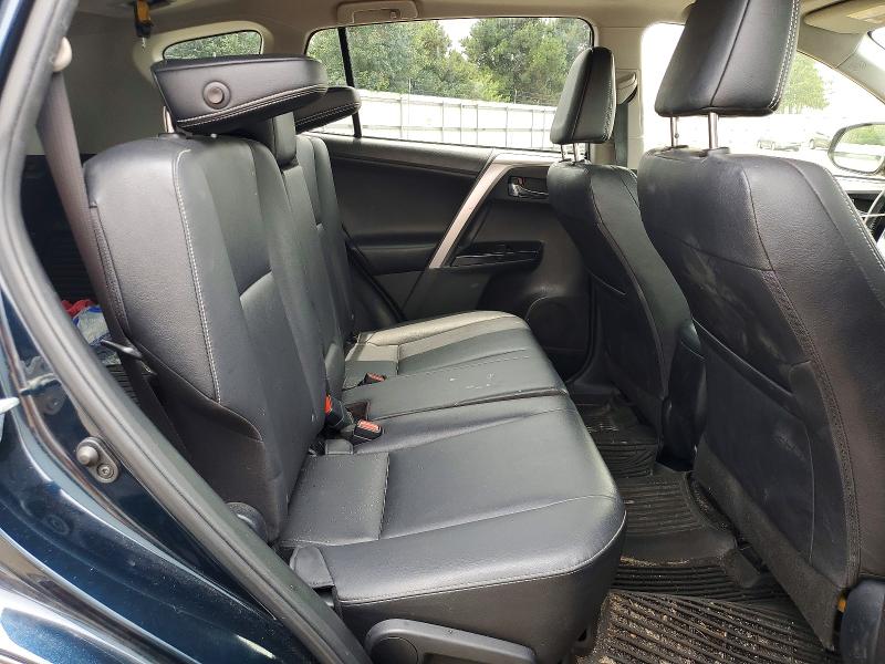 Auction sale of the 2018 Toyota Rav4, vin: JTMDFREVXJD246234, lot number: 61739596