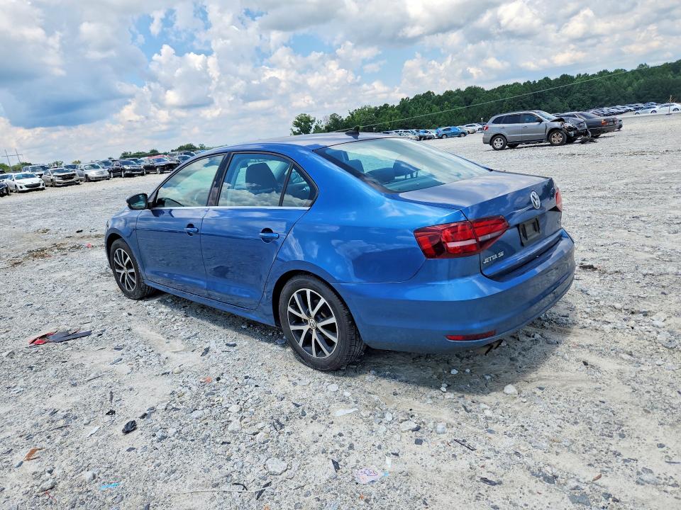 61378996 :رقم المزاد ، 3VWDB7AJ1HM291951 vin ، 2017 Volkswagen Jetta مزاد بيع